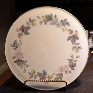 Royal Worcester White Cake/Display Plate Floral & Gold Trim June Garland England